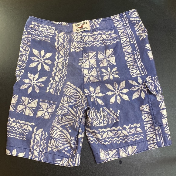 Blue patterned swim trunks - Picture 2 of 2